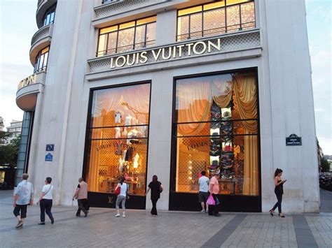 can you buy louis vuitton in paris|louis vuitton shop in paris.